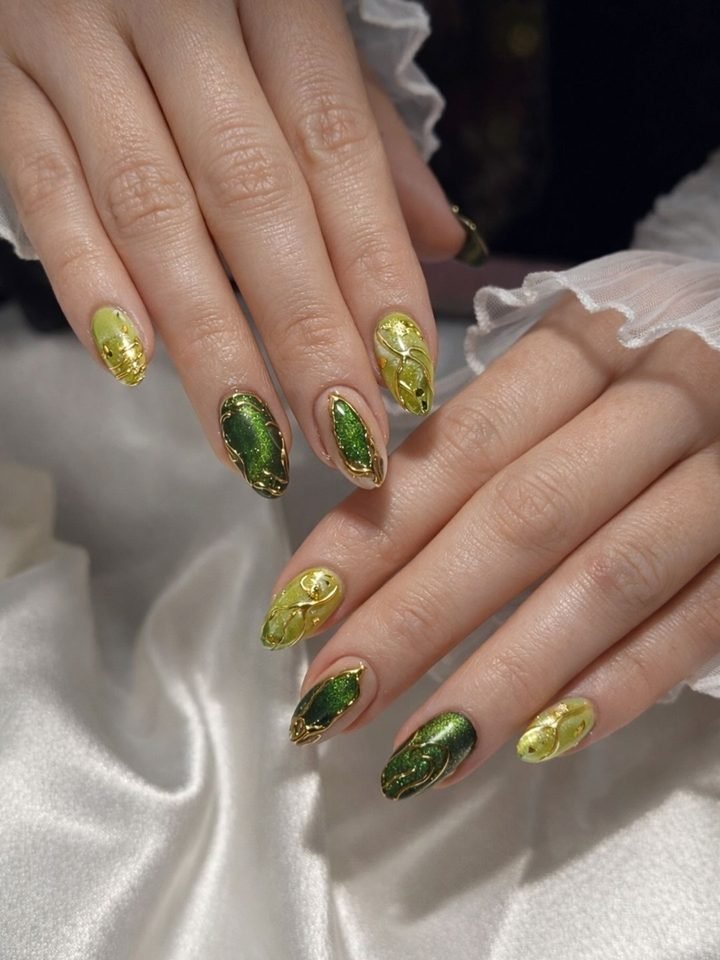 Chrome almond nail set, Winchester VA